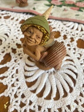 Vintage Tom Clark Gnome Figurine “Fanny”